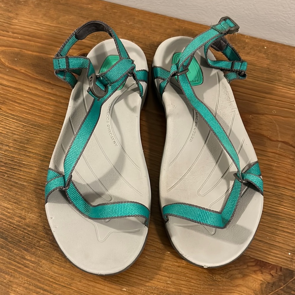 Women’s Tevas